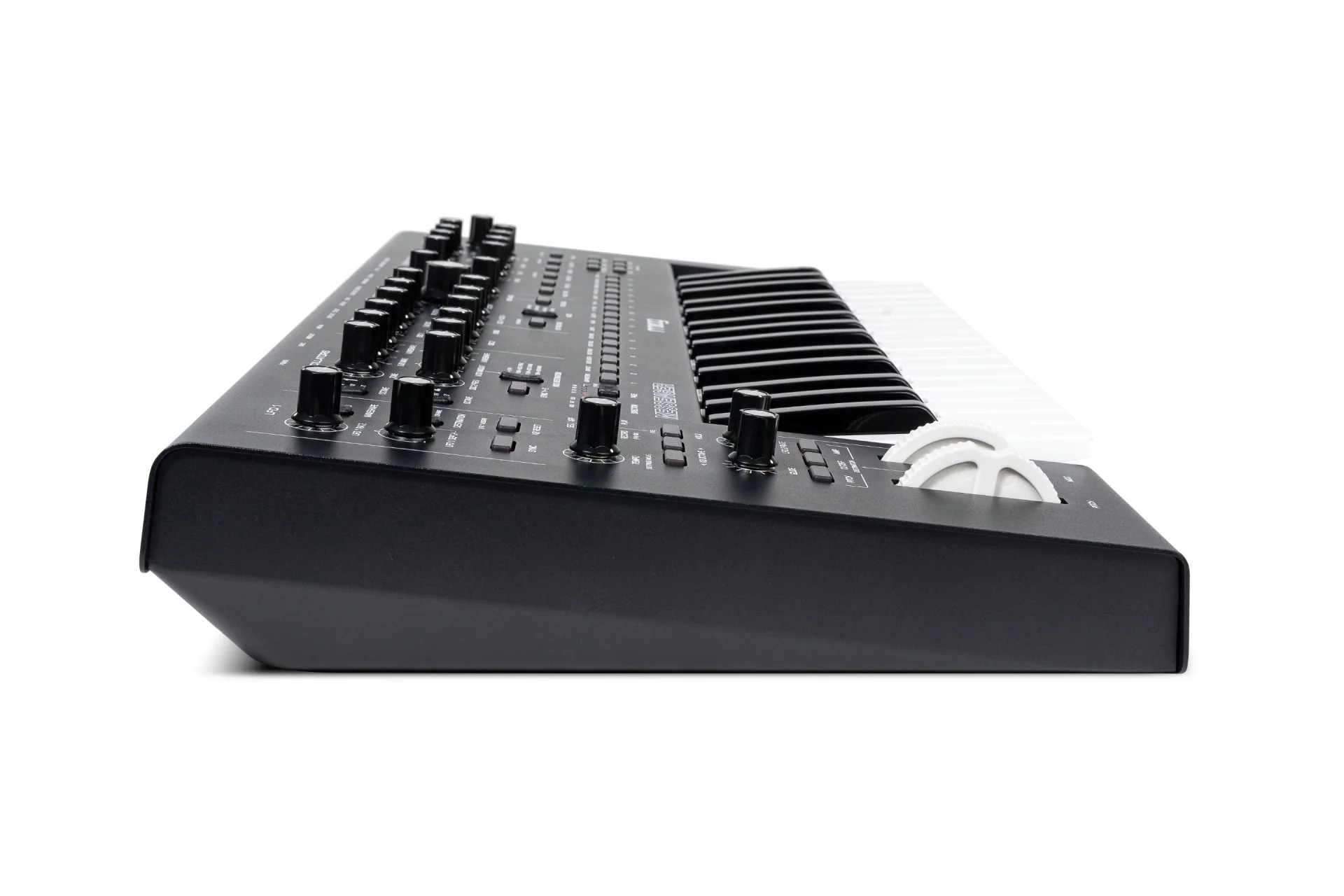 Moog MESSENGER Sintetizzatore professionale analogico monofonico a 32 tasti - Image 6